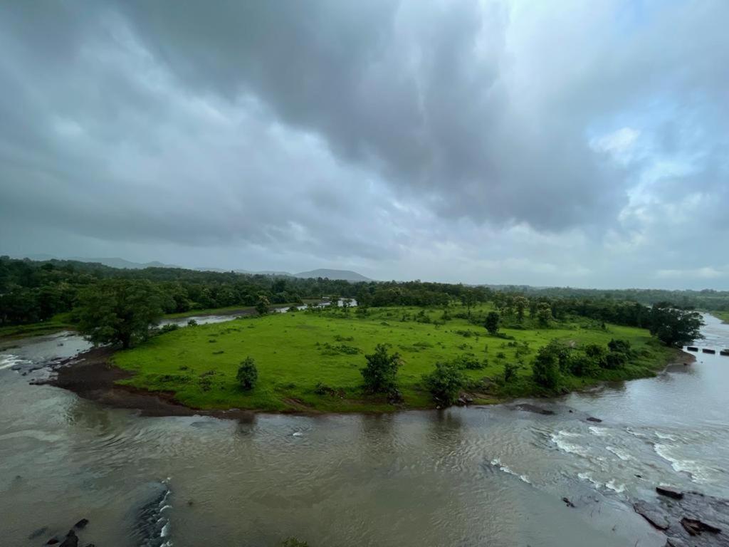 Karjat Villa Εξωτερικό φωτογραφία